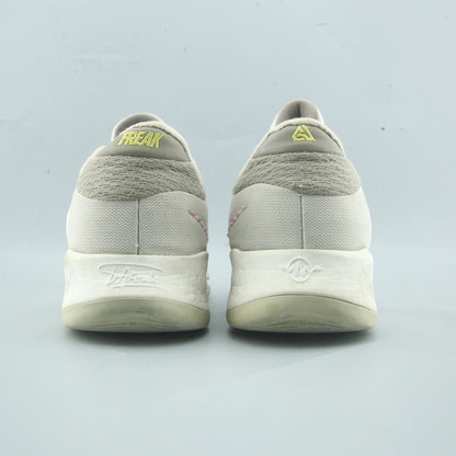 Nike Zoom Freak 4