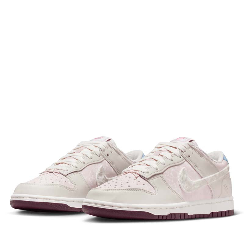 Women's Nike Dunk Low 'Valentine's Day' - Silt Red/Light Bone