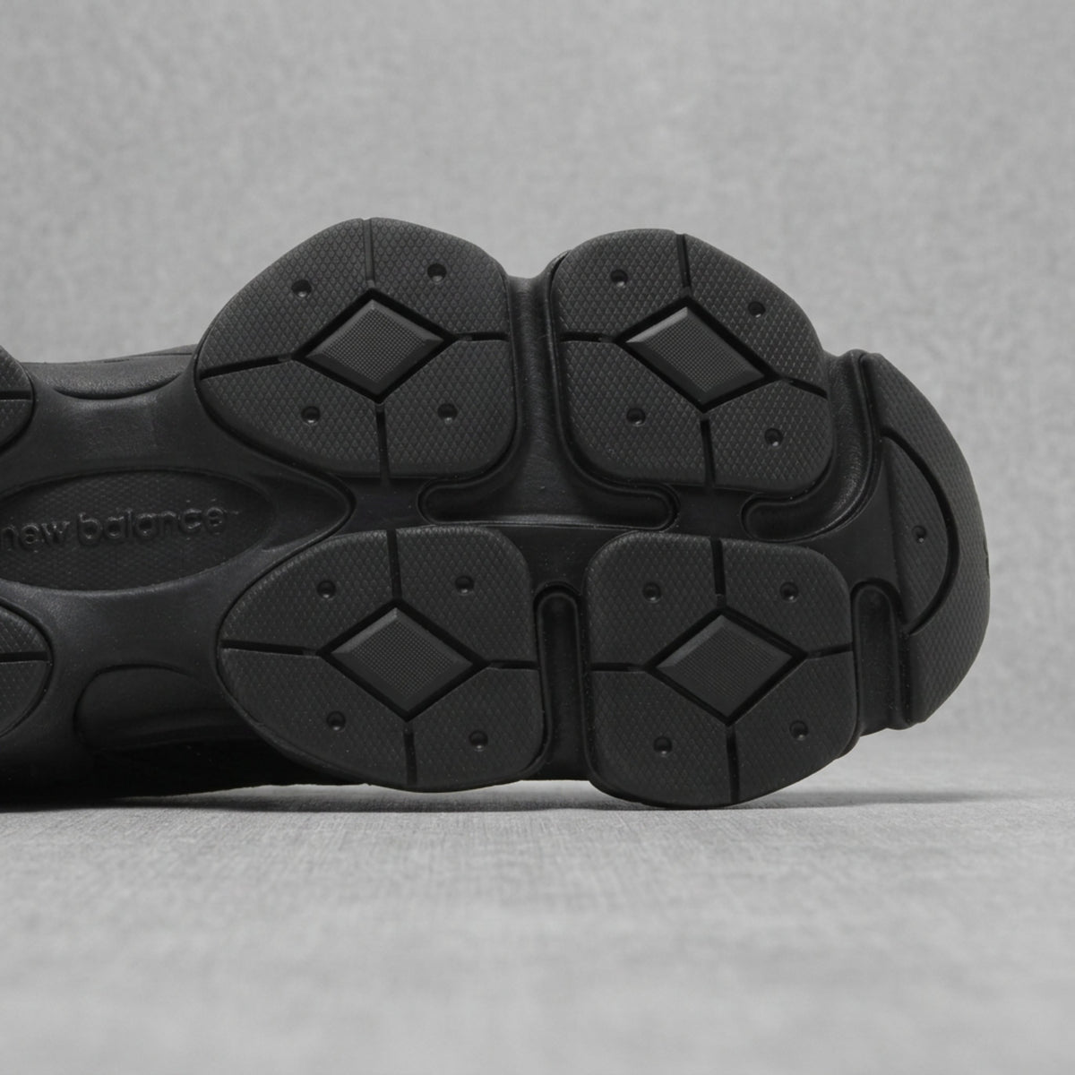 New Balance 9060 Triple Black